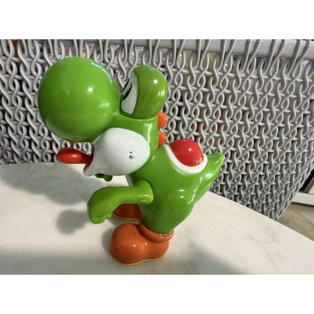 Super Mario Yoshi Action Figure From McDonald's Happy Meal W/Expandable Tongue